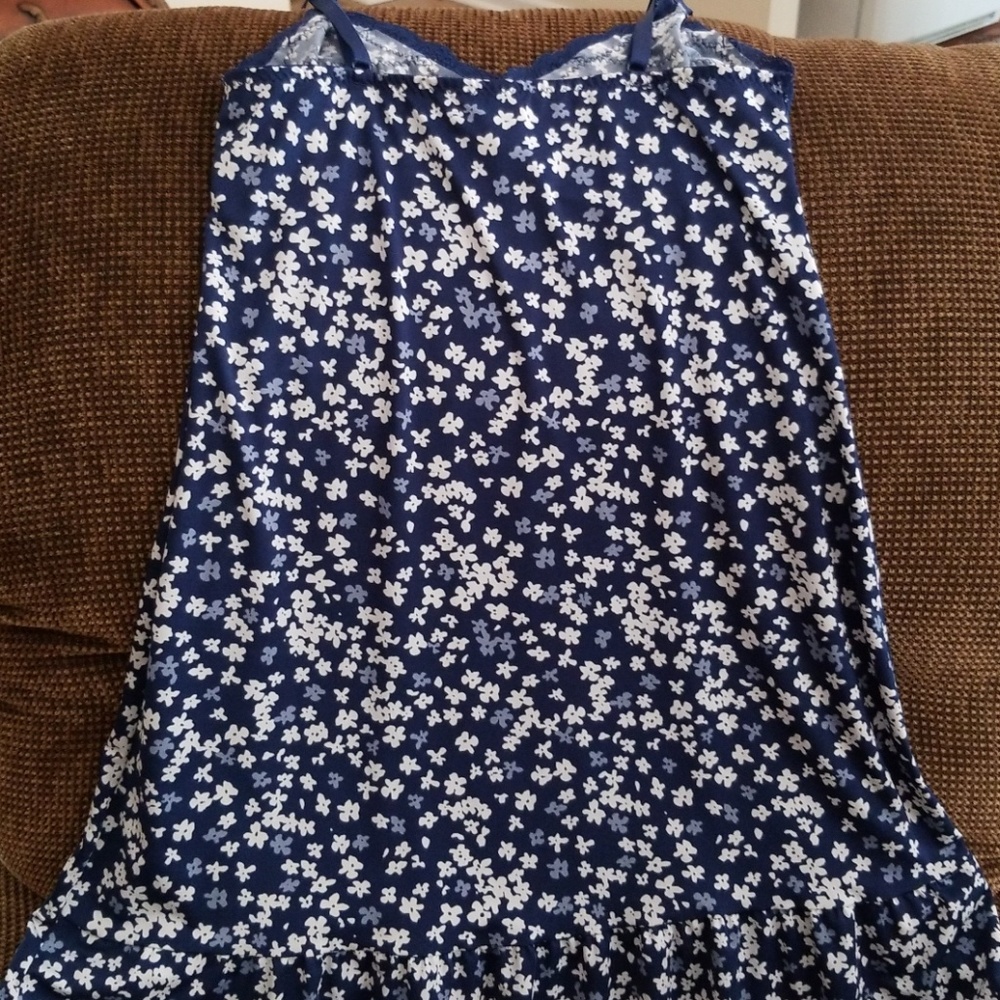 Nightgown - Picture 5 of 5